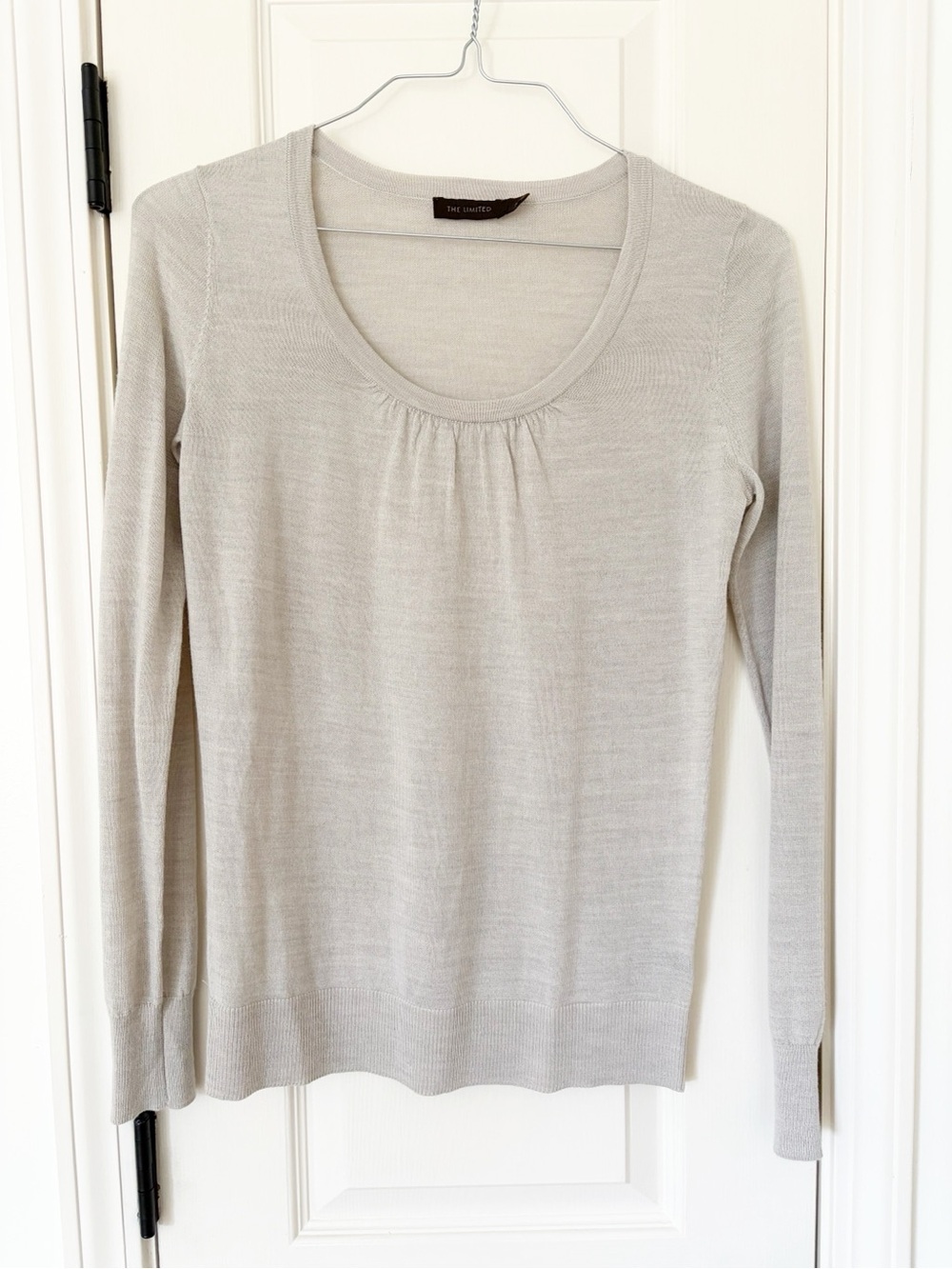 M • the limited gray silver thin fine knit wool blend sweater